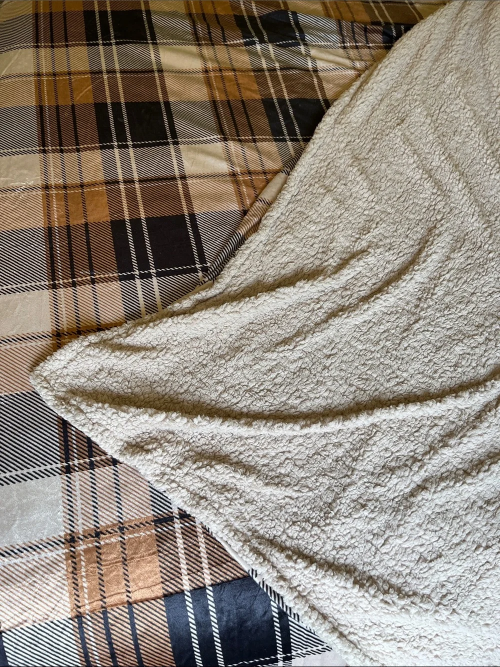 Plaid Home Bedding Throw Blanket in Tan, Black, and Cream 88x90
